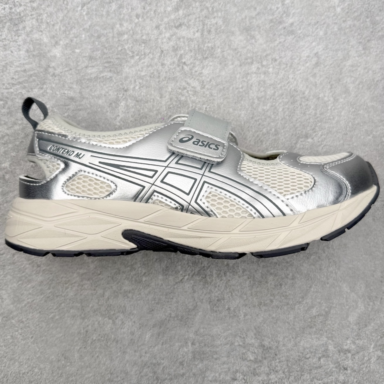 ASICSRUNNING KIDS CONTEND 系列 MJ PS 舒适百搭低帮涉水凉鞋 ASICS（