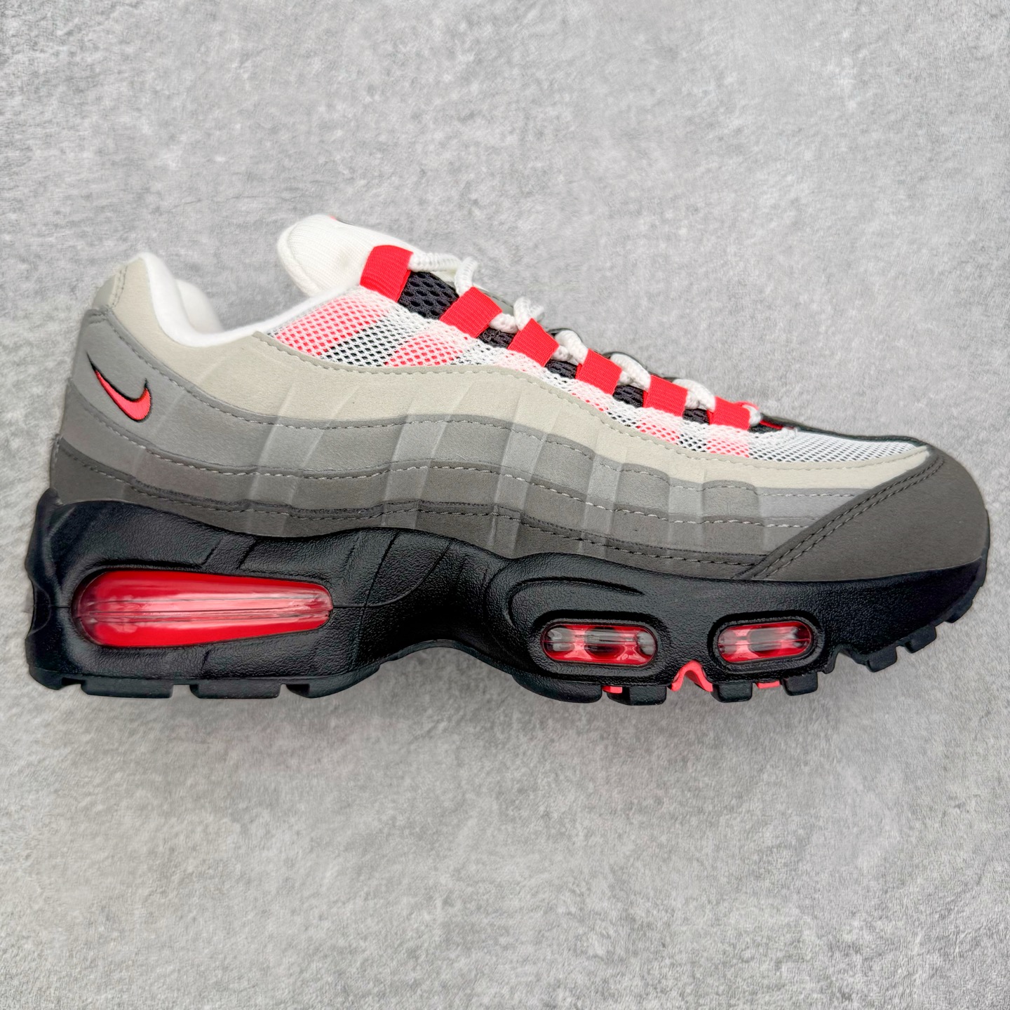 ＃SF外贸特供 NK Air Max 95 OG 舒适百搭耐磨低帮气垫休闲跑步鞋 男女同款 灰黑红 HM