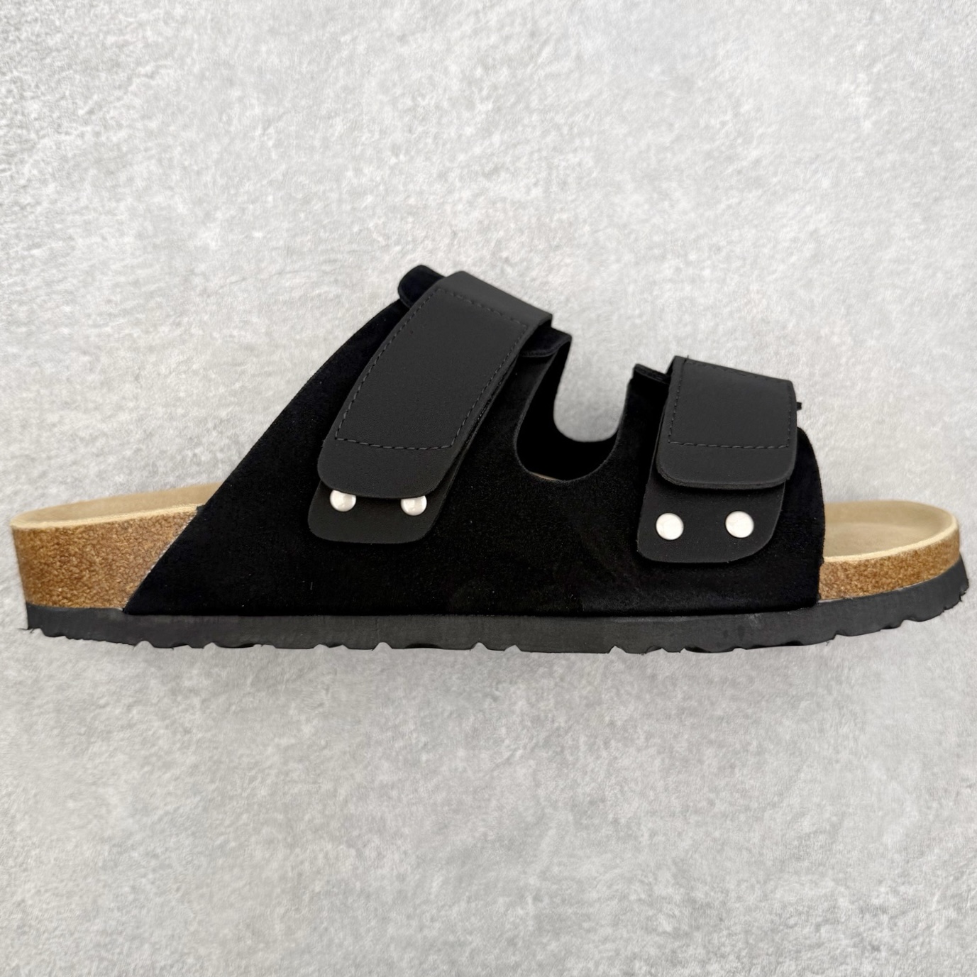 ＃GD广顶 Birkenstock Roma 勃肯绒面金属针扣软木底拖鞋 牛皮绒面革质地柔软 搭配可调节