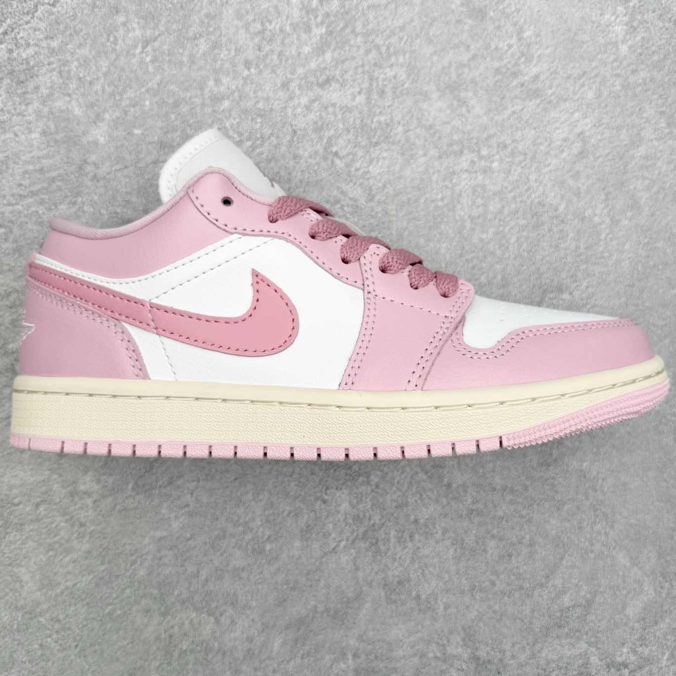 ＃DT纯原 Air Jordan AJ1 Low 低帮 粉白 DC0774-607 终端优势供应 市面中
