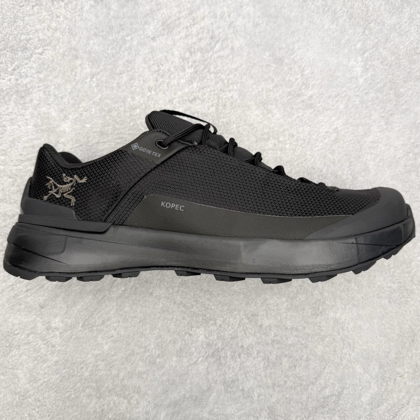 Arcteryx Kopec GTX 始祖鸟户外防水透气低帮徒步登山鞋 Arcteryx中文名始祖鸟，加