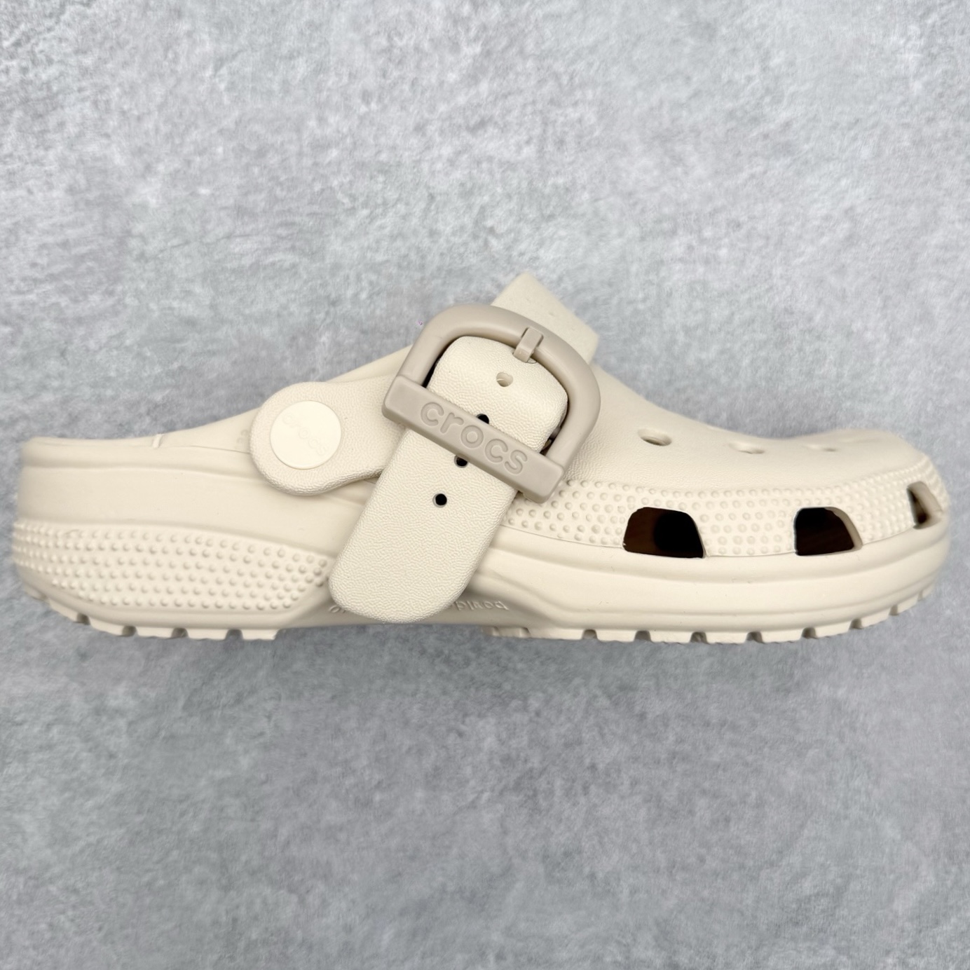 ＃DG莞产 Crocs卡骆驰 Classic Clog 马拉松扣带百搭休闲外穿透气洞洞鞋 超强LiteR