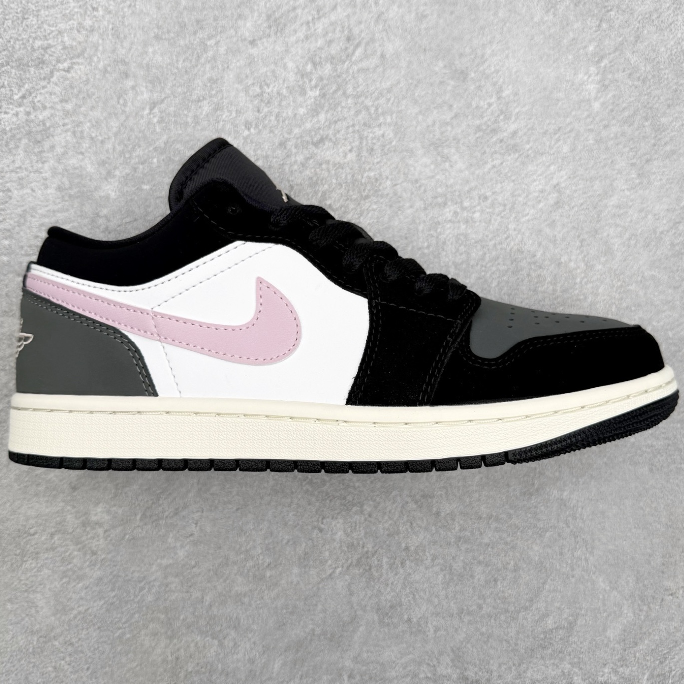 Air Jordan AJ1 Low 低帮 黑灰粉 II3788-003 终端优势供应 市面中低帮最具代