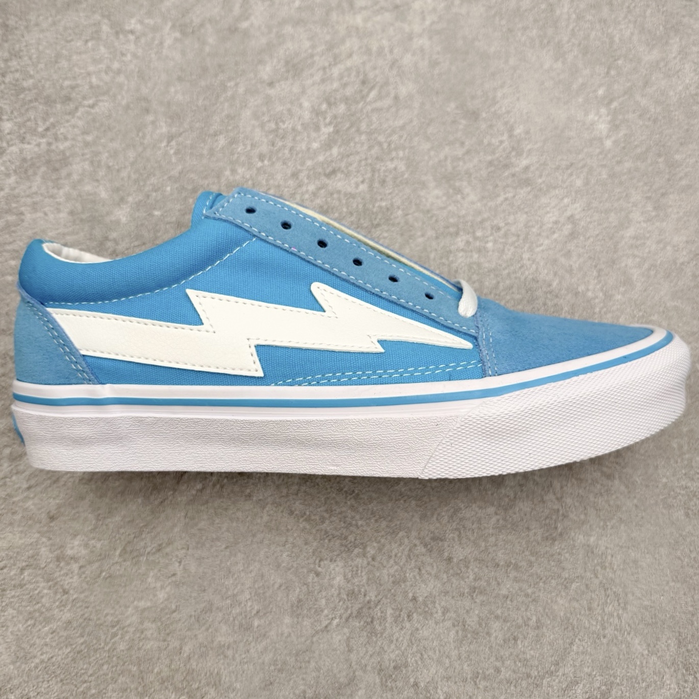 Revenge x Storm 闪电⚡️复仇风暴闪电低帮滑板鞋美式街头标杆潮鞋，复刻经典滑板鞋轮廓，麂皮