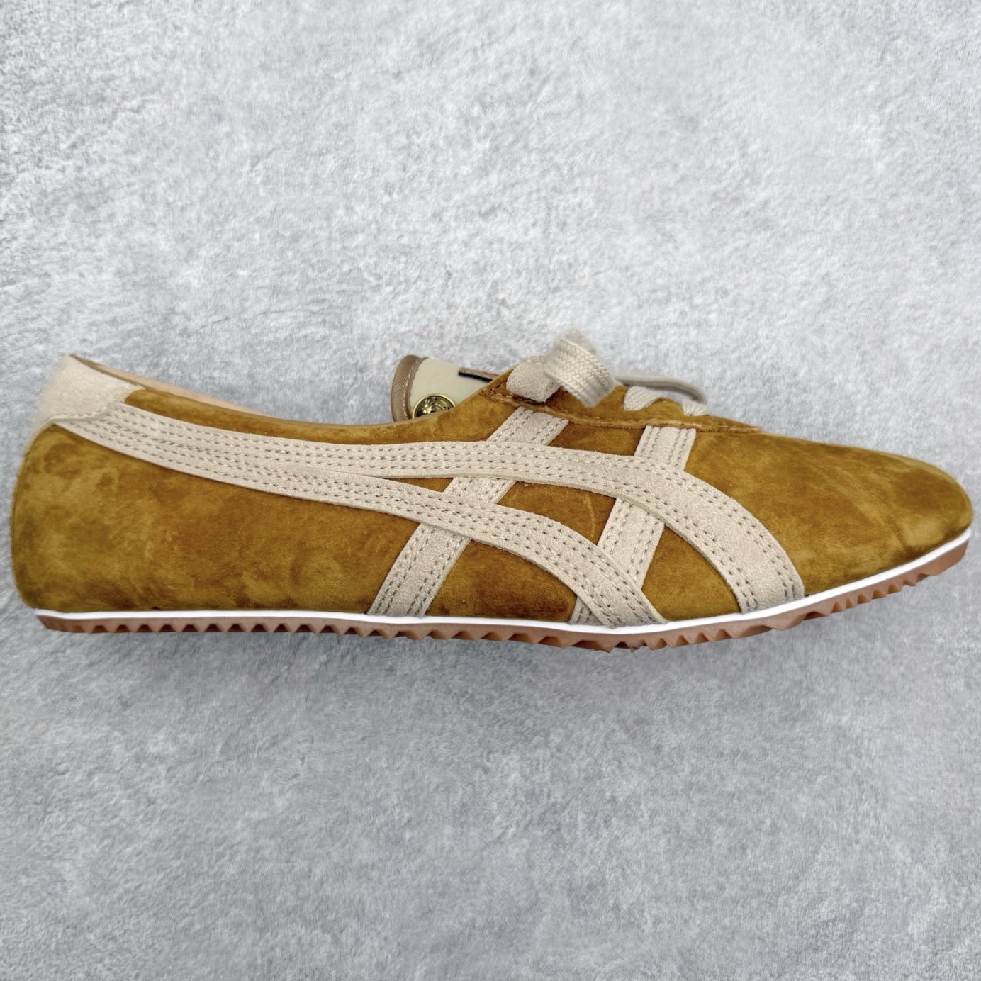 VERSACE × Onitsuka Tiger 范思哲联名款 Tai-Chi Sakura 鬼冢虎牛皮