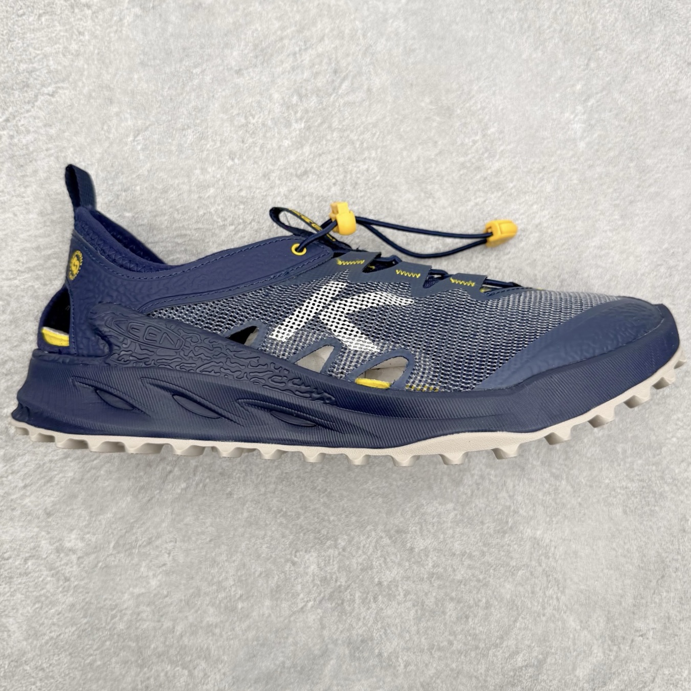 Keen Zionic 织物 ADV 舒适灵活稳定 低帮 登山鞋/徒步鞋 KEEN诞生于2003年的美国