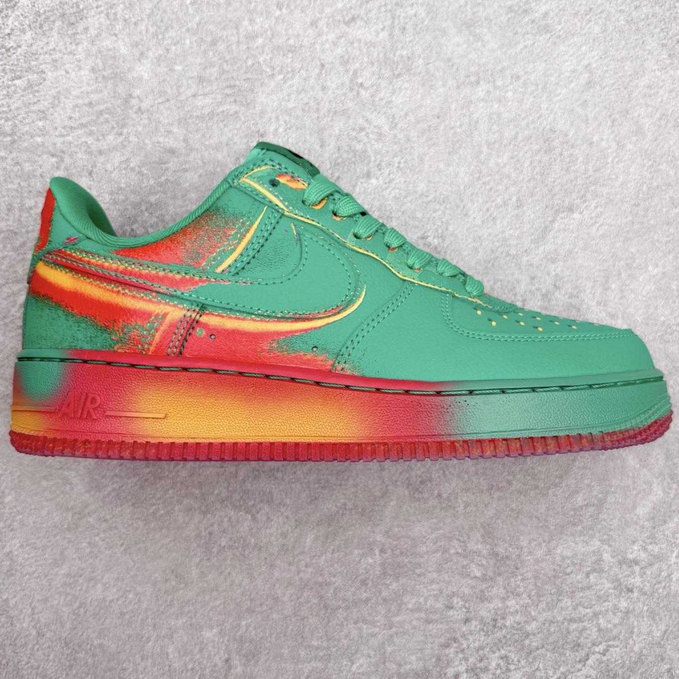 NK Air Force 1´07 Low 空军一号低帮百搭休闲运动板鞋 IB6834-300 2022