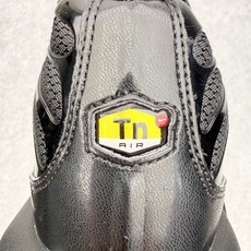 #纯原 NK Air Max Plus TN 气垫复古慢跑鞋 全黑款 -050一、基础信息• 俗称:TN #纯原 NK Air Max Plus TN 气垫复古慢跑鞋 全黑款 -050一、基础信息• 俗称:TN