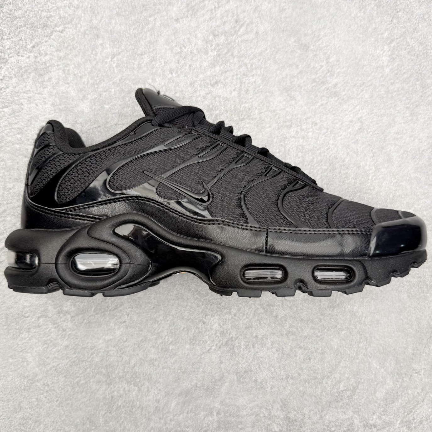 ＃纯原 NK Air Max Plus TN 气垫复古慢跑鞋 全黑款 -050一、基础信息• 俗称：TN