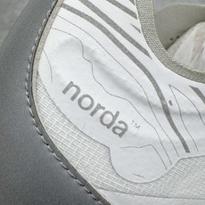 #SD纯原 NORDA 001 G+ 诺达轻便户外机能风运动舒适防滑耐磨低帮跑步鞋 鞋面主体后跟配色与包 #SD纯原 NORDA 001 G+ 诺达轻便户外机能风运动舒适防滑耐磨低帮跑步鞋 鞋面主体后跟配色与包