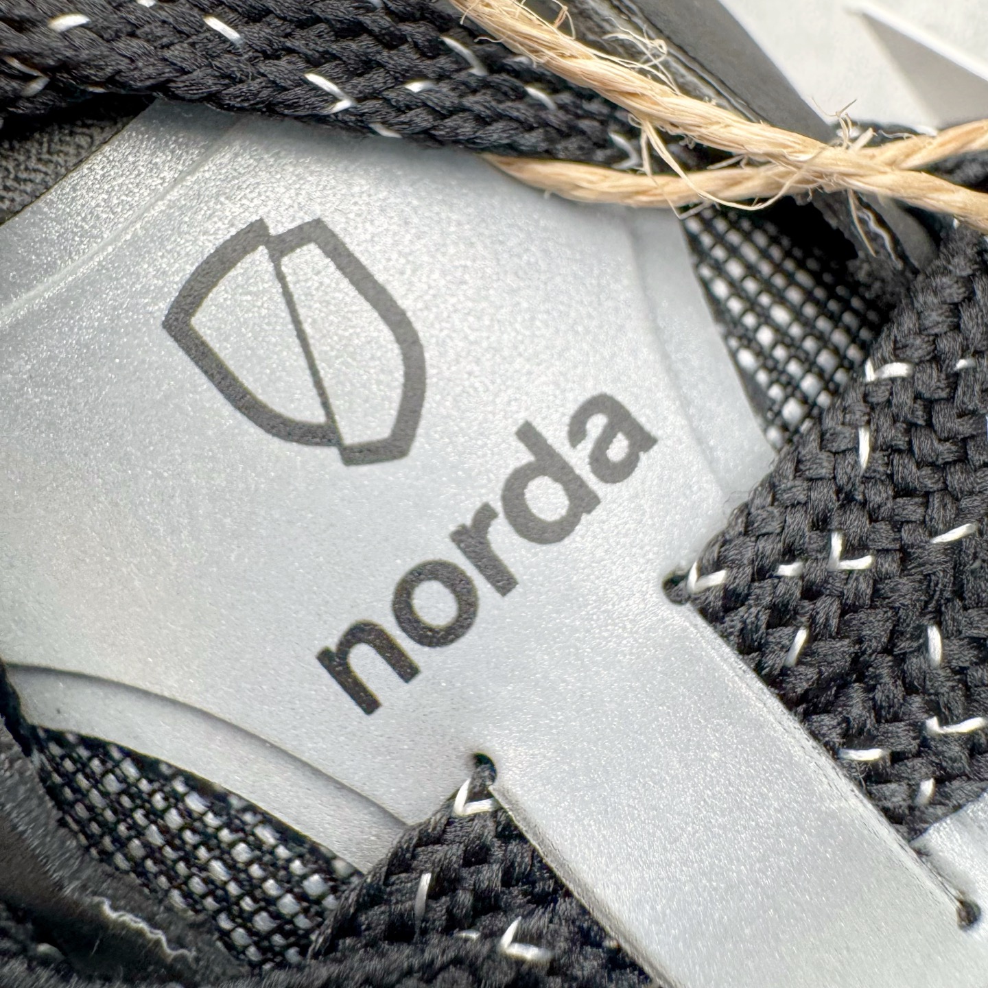 ＃SD纯原 NORDA 001 G+ 诺达轻便户外机能风运动舒适防滑耐磨低帮跑步鞋 鞋面主体后跟配色与包