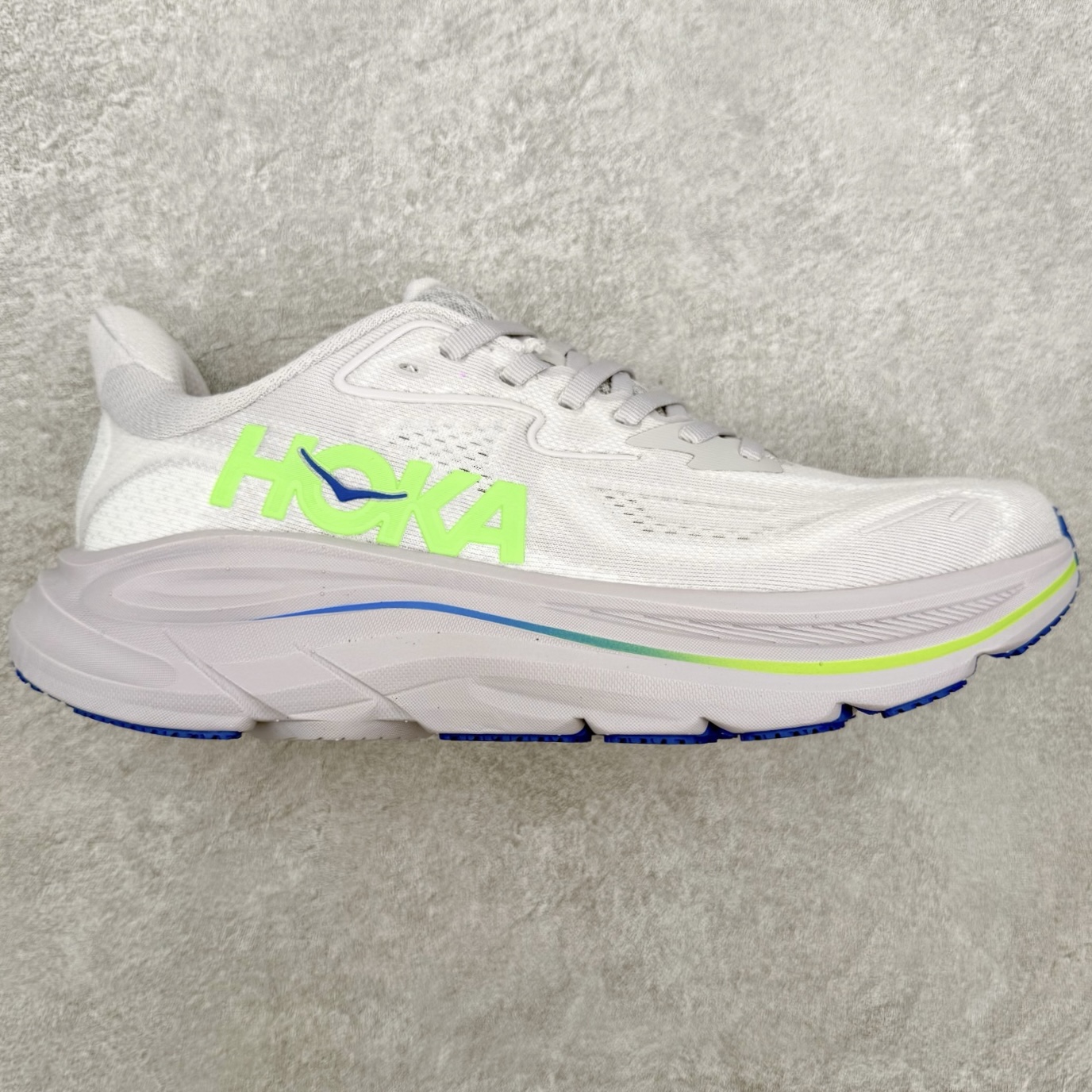 HOKA ONE ONE Clifton 克里夫顿10代专业性能减震公路跑步鞋 轻盈透气的针织网面和纱线