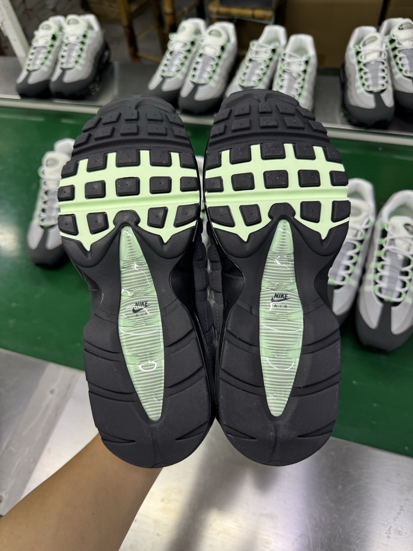 ＃SF外贸特供 NK Air Max 95 OG 舒适百搭耐磨低帮气垫休闲跑步鞋 男女同款 黑灰薄荷绿 