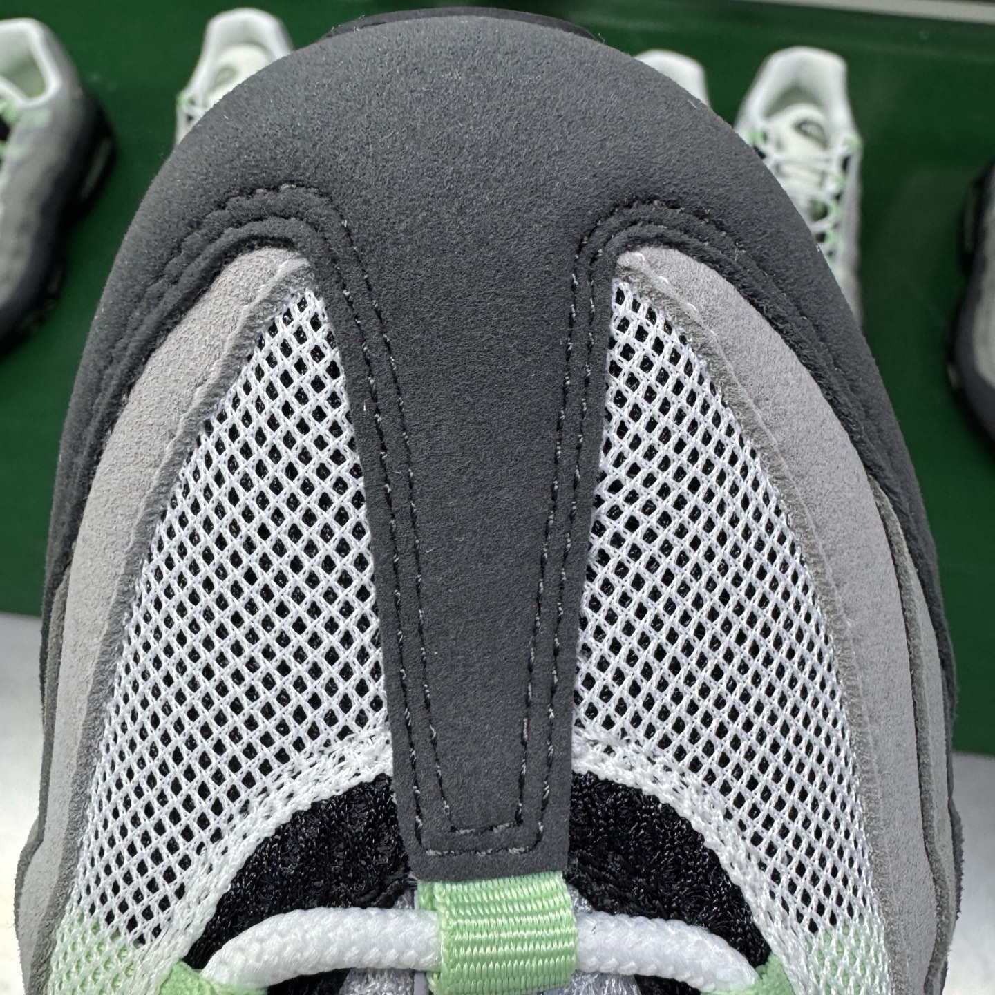 ＃SF外贸特供 NK Air Max 95 OG 舒适百搭耐磨低帮气垫休闲跑步鞋 男女同款 黑灰薄荷绿 