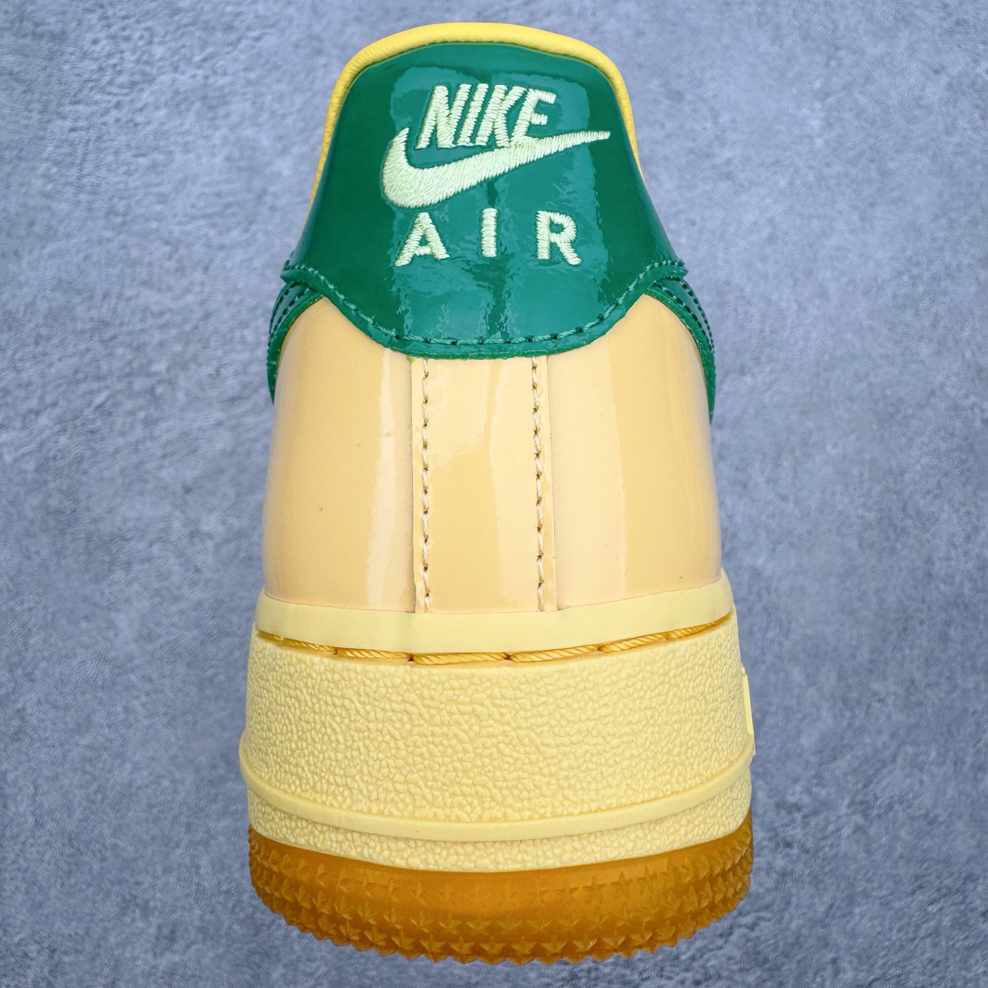 ＃SF外贸特供 NK AIR Force 1 Low 空军一号漆皮 黄玉 IO4489-700 独家全新