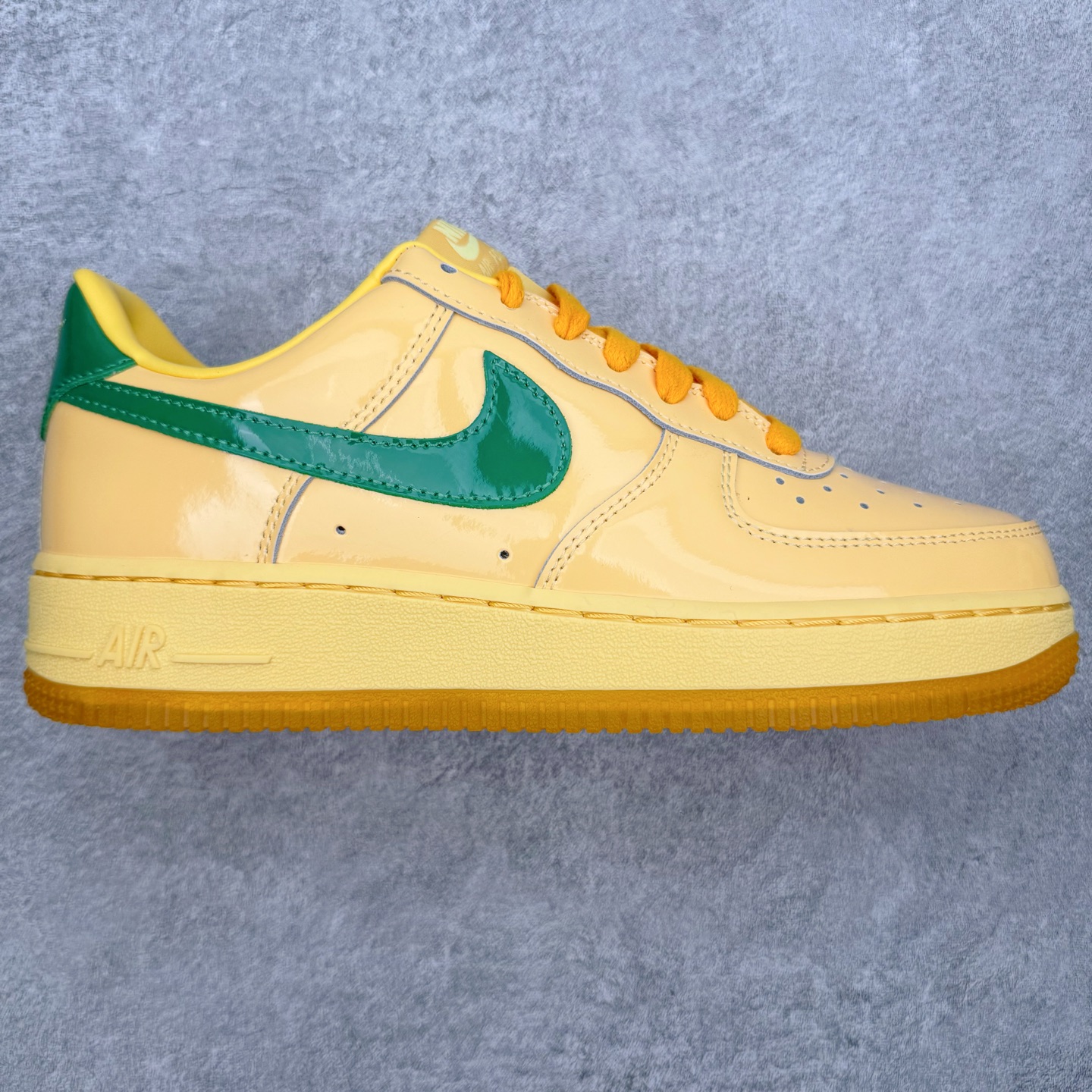 ＃SF外贸特供 NK AIR Force 1 Low 空军一号漆皮 黄玉 IO4489-700 独家全新