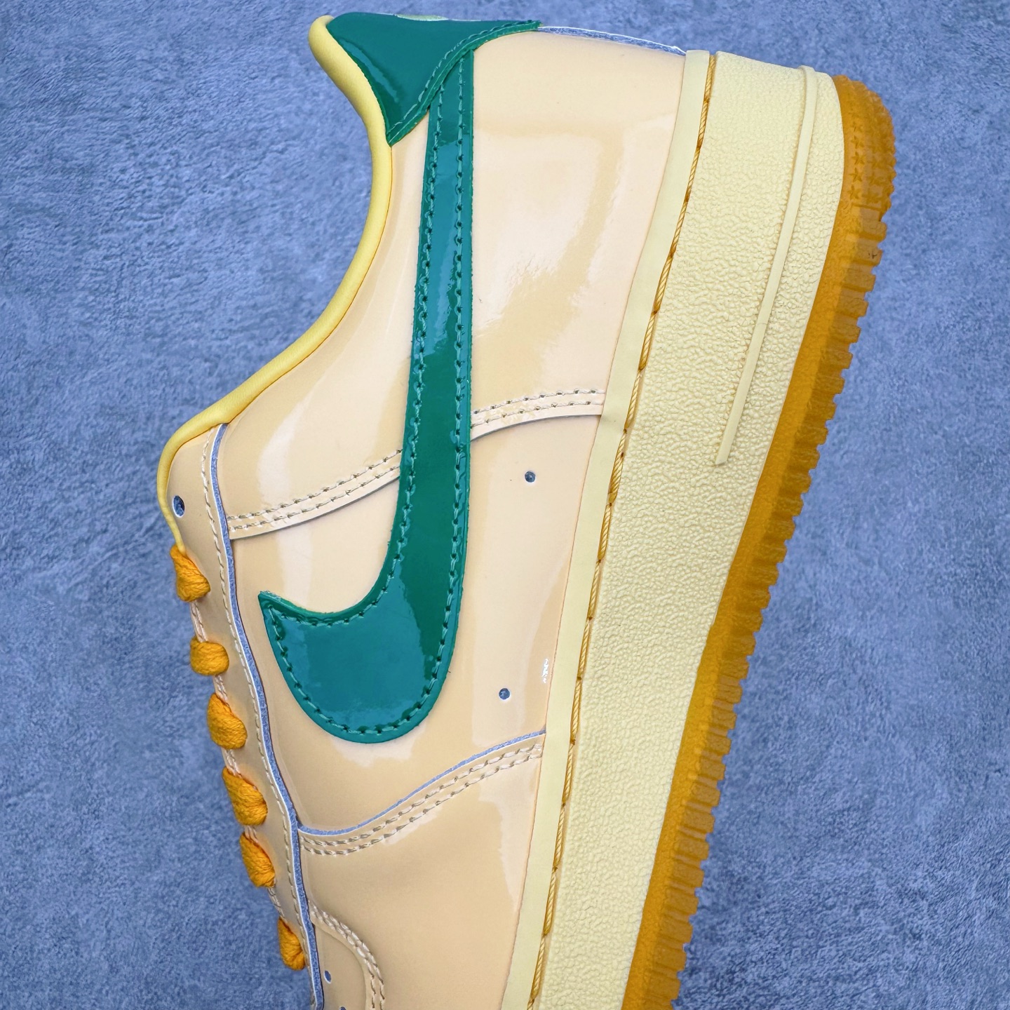 ＃SF外贸特供 NK AIR Force 1 Low 空军一号漆皮 黄玉 IO4489-700 独家全新