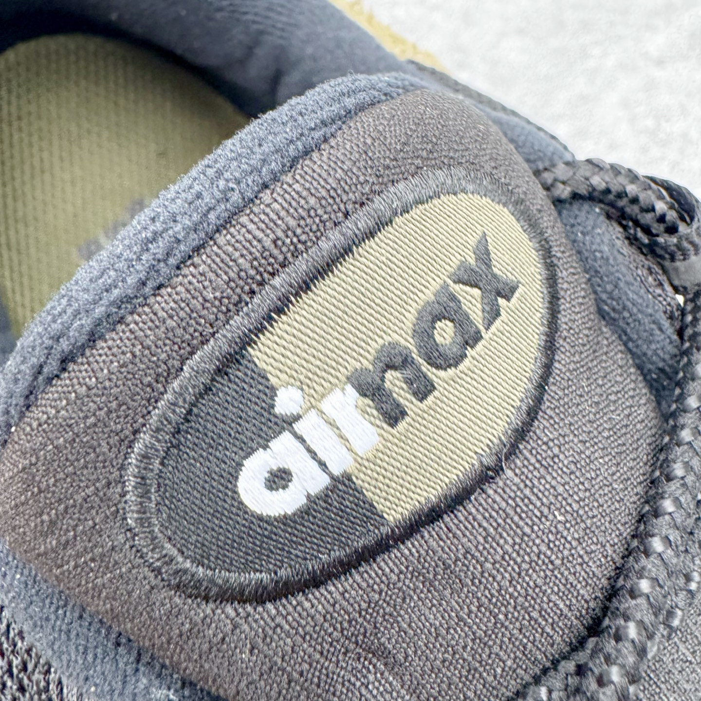 #SF外贸特供 UNDEFEATED x NK Air Max 95 SP纽约限定 联名黑绿 IB452 #SF外贸特供 UNDEFEATED x NK Air Max 95 SP纽约限定 联名黑绿 IB452