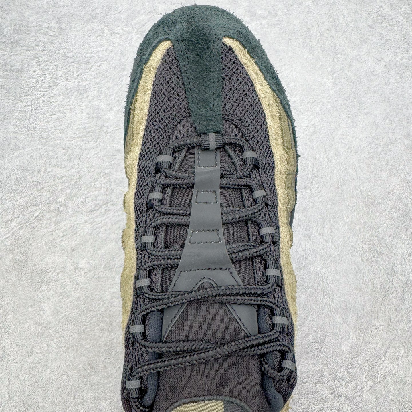 #SF外贸特供 UNDEFEATED x NK Air Max 95 SP纽约限定 联名黑绿 IB452 #SF外贸特供 UNDEFEATED x NK Air Max 95 SP纽约限定 联名黑绿 IB452