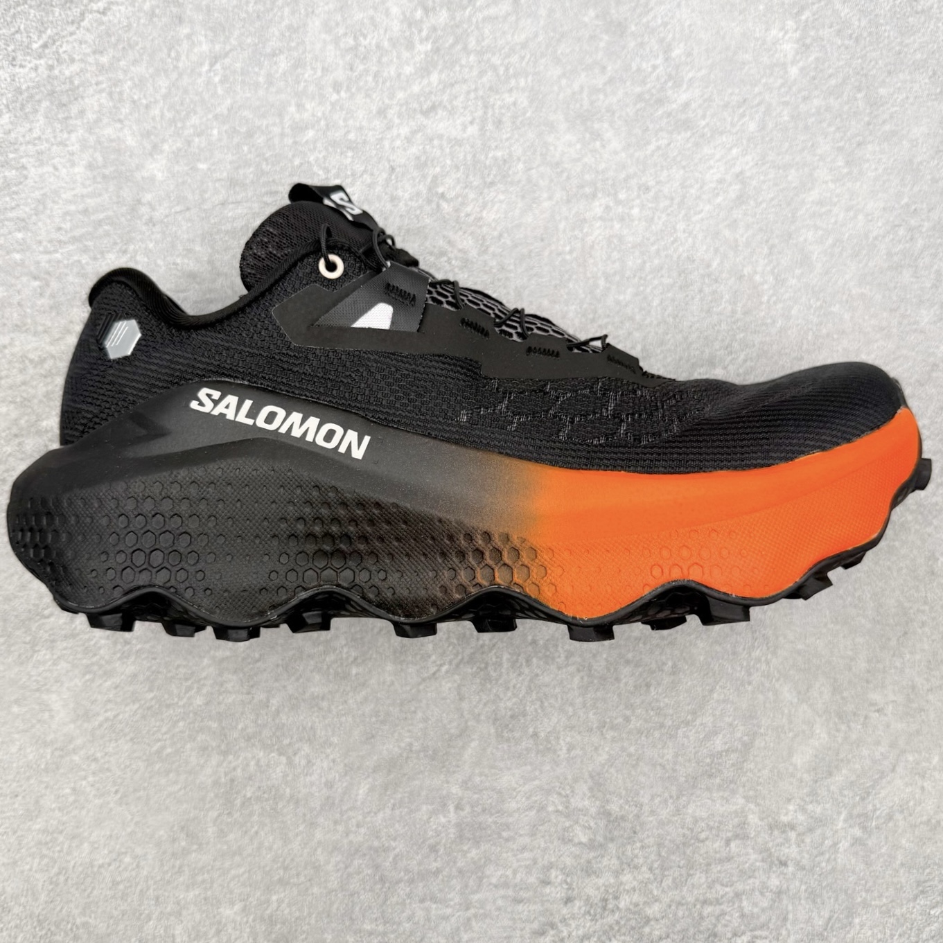 SALOMON萨洛蒙 ULTRA GLIDE 4 减震轻便透气舒适全地形 越野跑鞋 SALOMON诞生于