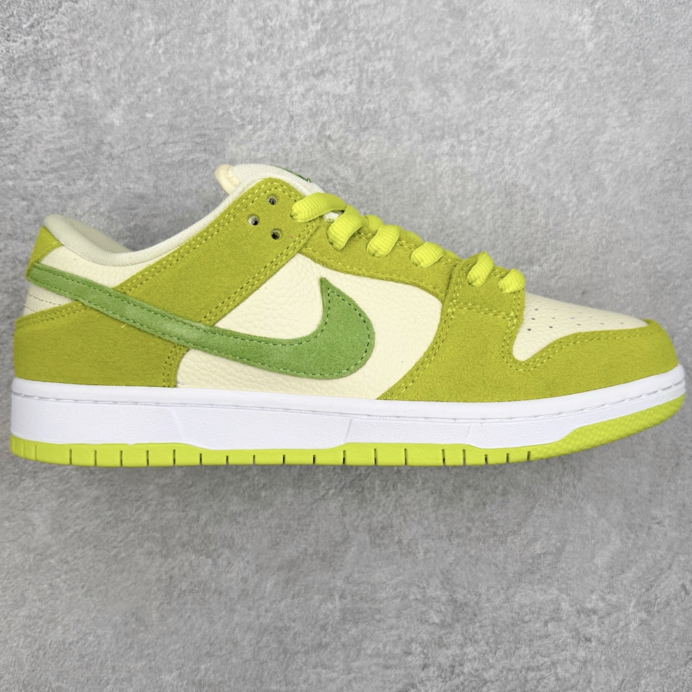 ＃YC纯原 NK SB Dunk Low Pro 米绿青苹果 DM0807-300 实力大厂出品 新配色