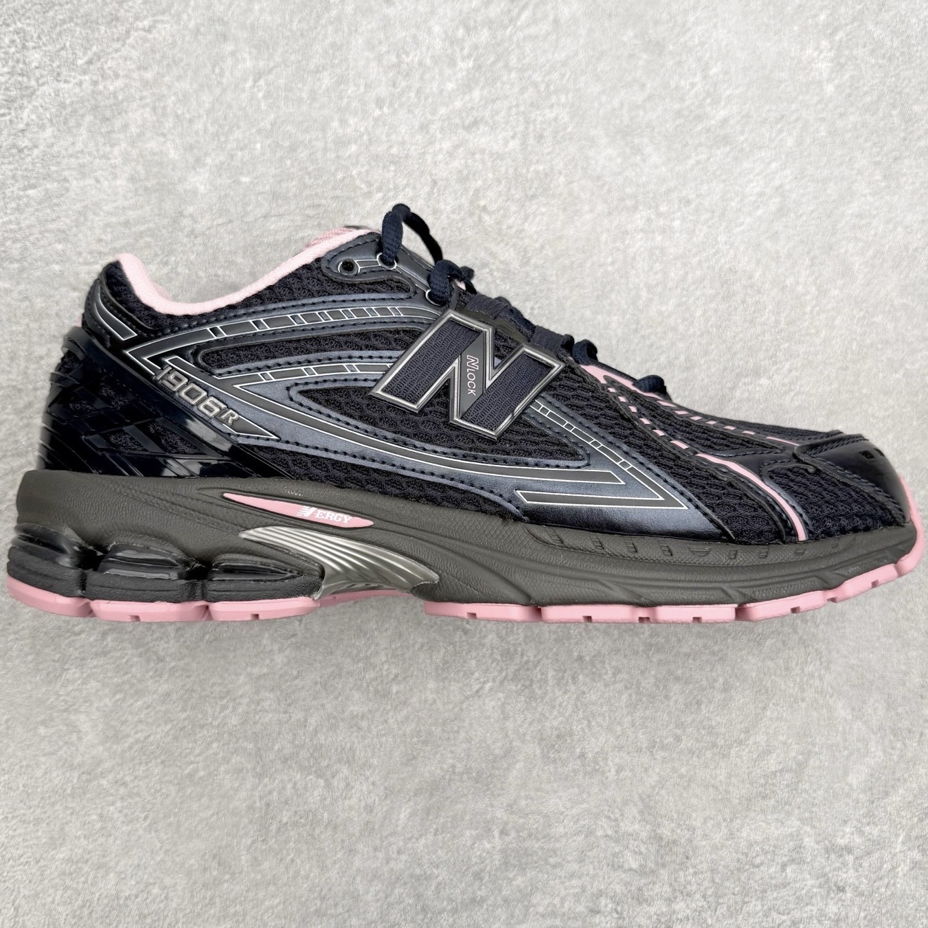New Balance M1906R NB新百伦系列复古老爹风休闲运动慢跑鞋 日韩出口特供订单 全网最全 New Balance M1906R NB新百伦系列复古老爹风休闲运动慢跑鞋 日韩出口特供订单 全网最全