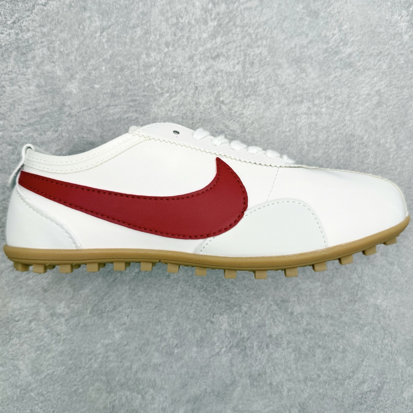 NK Moon Shoe OG SP复古登月华夫鞋一、基础型号信息• 官方名称：Nike Moon Sh
