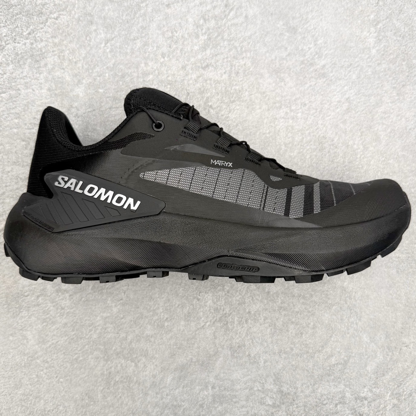 Salomon GENESIS 萨洛蒙全黑专业越野跑鞋一、基础参数• 型号：Salomon GENESI