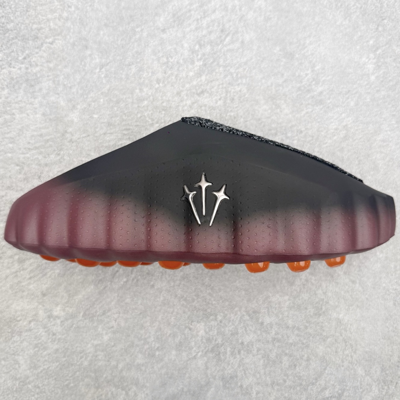 克罗心 x NK Mind 001 舒适贴合科技风无特殊功能包头按摩拖鞋 联名定制款 IR2175-20