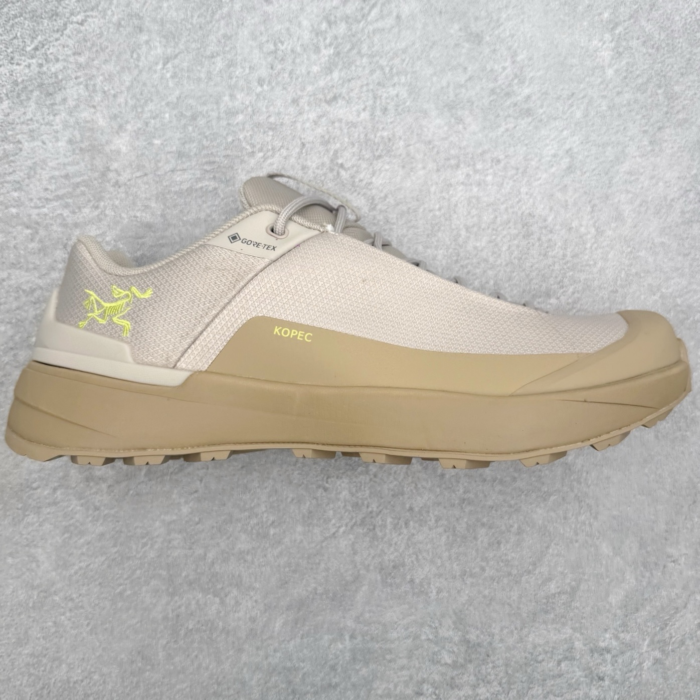 Arcteryx Kopec GTX 始祖鸟户外防水透气低帮徒步登山鞋 Arcteryx中文名始祖鸟，加