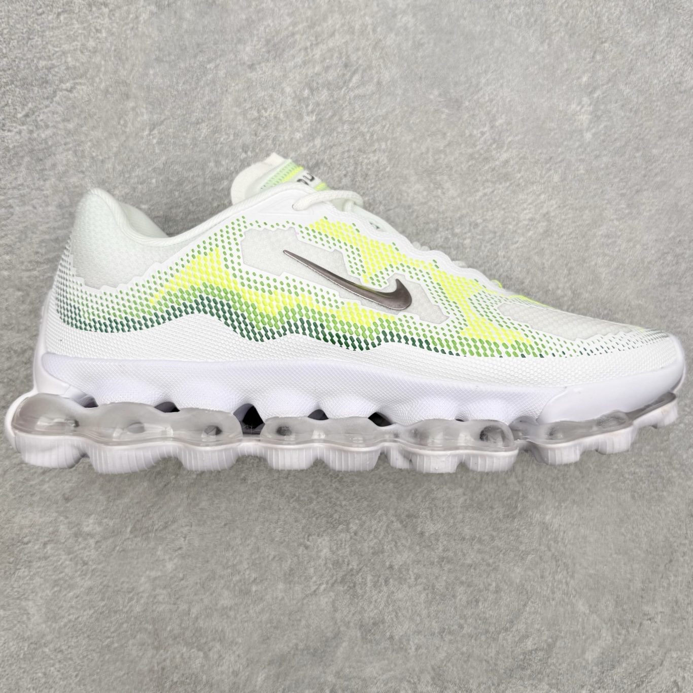 NK AIR LIQUID MAX 2026S 毒箭蛙新款气垫跑步鞋 Liquid Max 传承四十年 