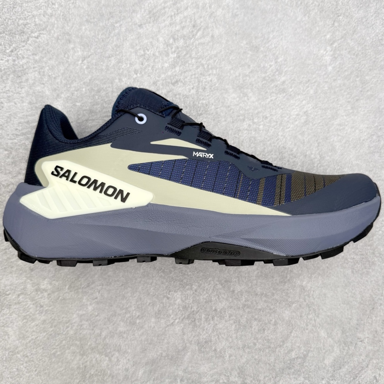 Salomon GENESIS 萨洛蒙全黑专业越野跑鞋一、基础参数• 型号：Salomon GENESI