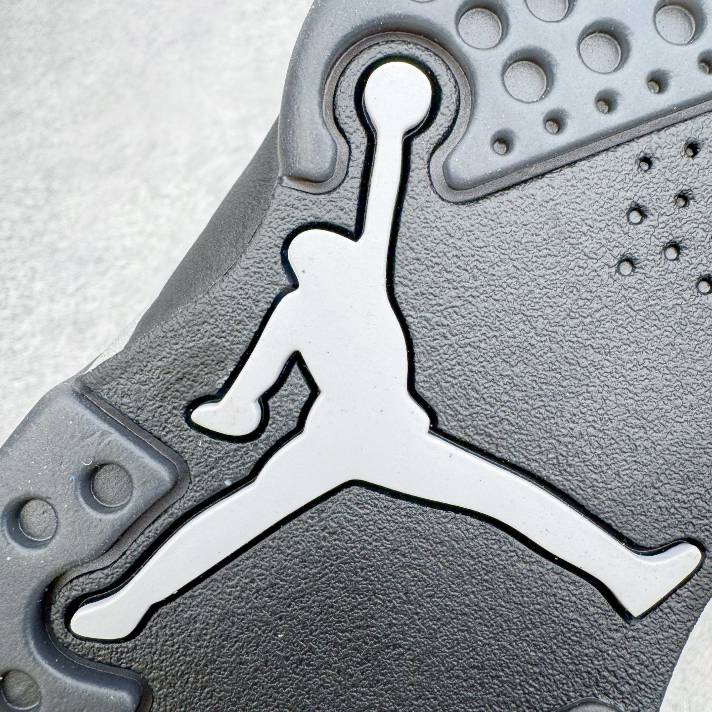 Air Jordan AJ6 Retro 毕业典礼黑银 IR2266-010 原楦原纸板开发 采购原厂皮 Air Jordan AJ6 Retro 毕业典礼黑银 IR2266-010 原楦原纸板开发 采购原厂皮