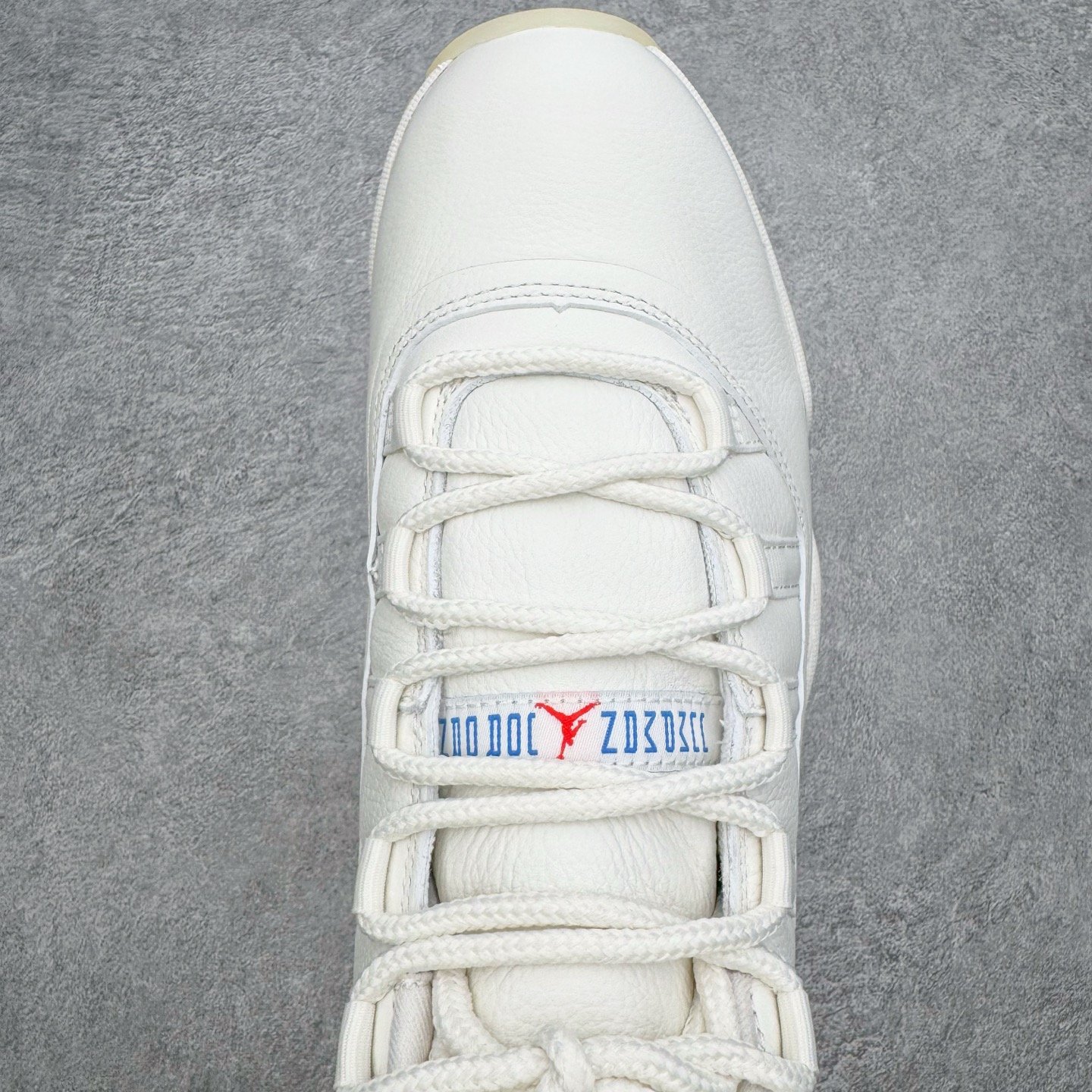 Air Jordan AJ11 Retro High 亚特兰大白彩 IO8959-133 外贸特供批次 