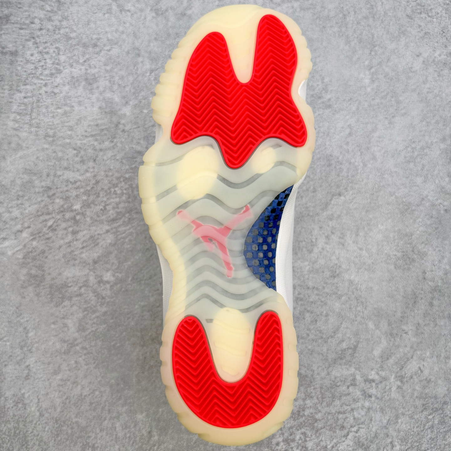 Air Jordan AJ11 Retro High 亚特兰大白彩 IO8959-133 外贸特供批次 
