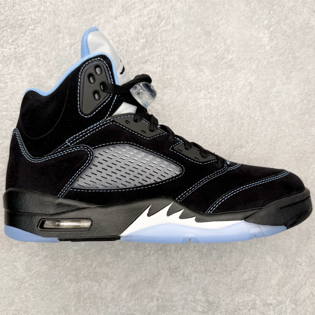 Air Jordan AJ5 Retro 黑北卡蓝 DD0587-008 圈内顶级系列 恪守真诚 承诺混