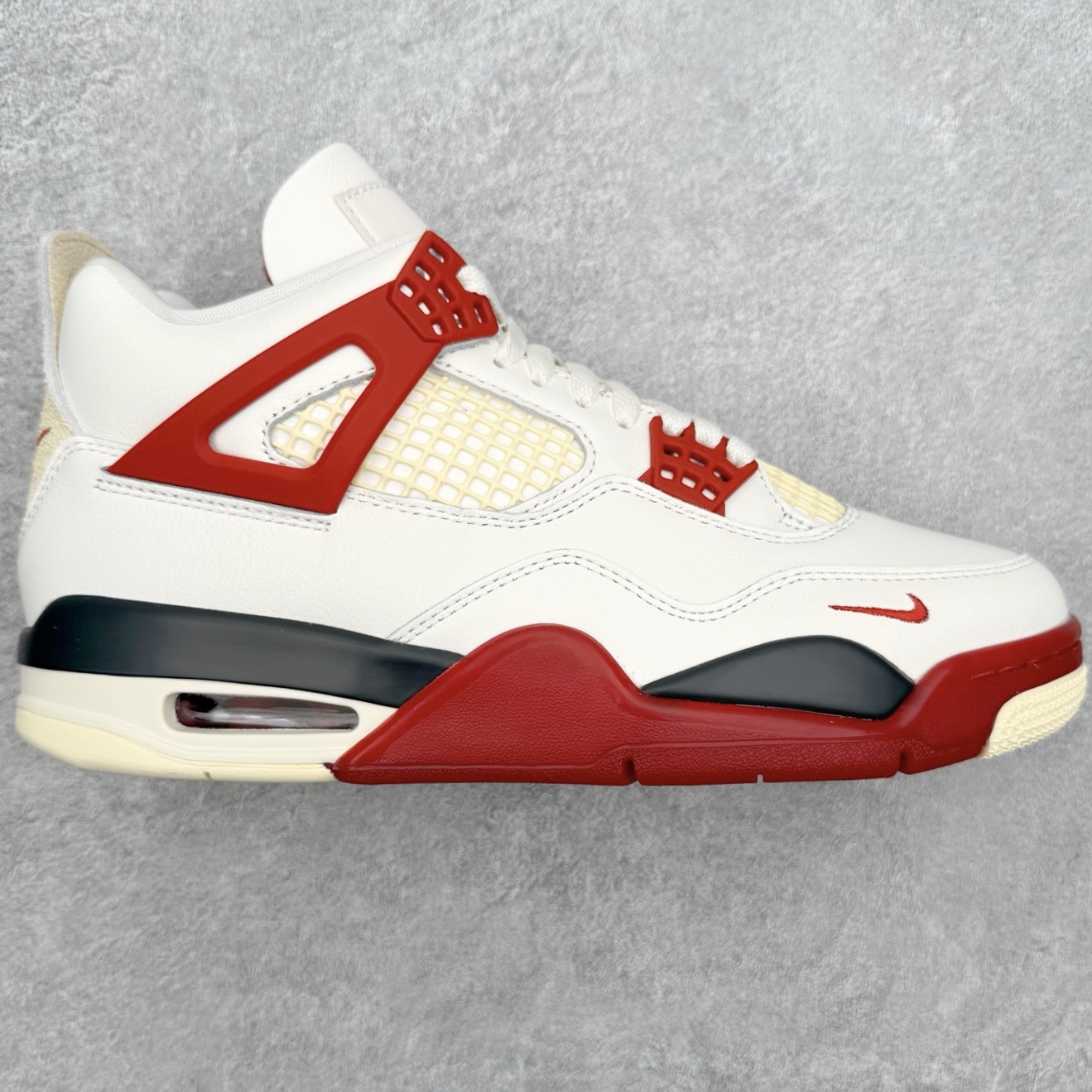 Nigel Sylvester x Jordan Air Jordan AJ4 联名白砖红 IQ8055