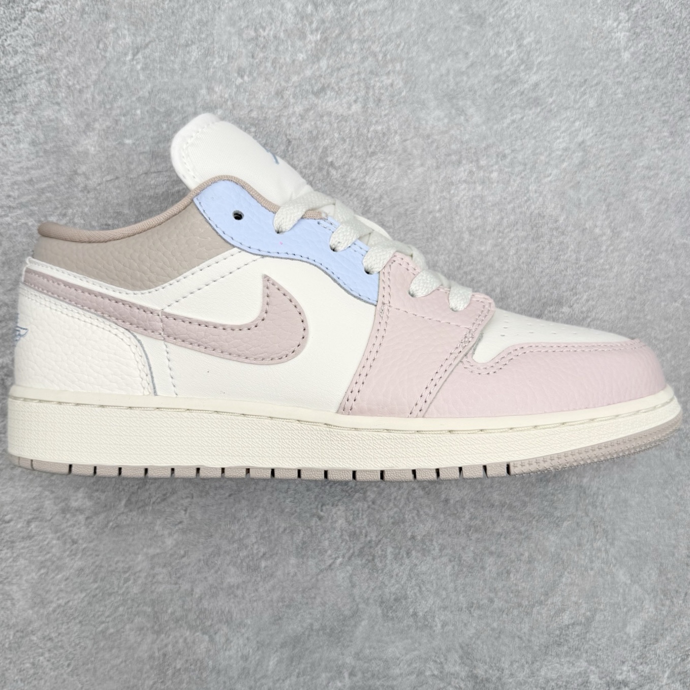 Air Jordan AJ1 Low 低帮 米粉紫IV3219-161 终端优势供应 市面中低帮最具代表