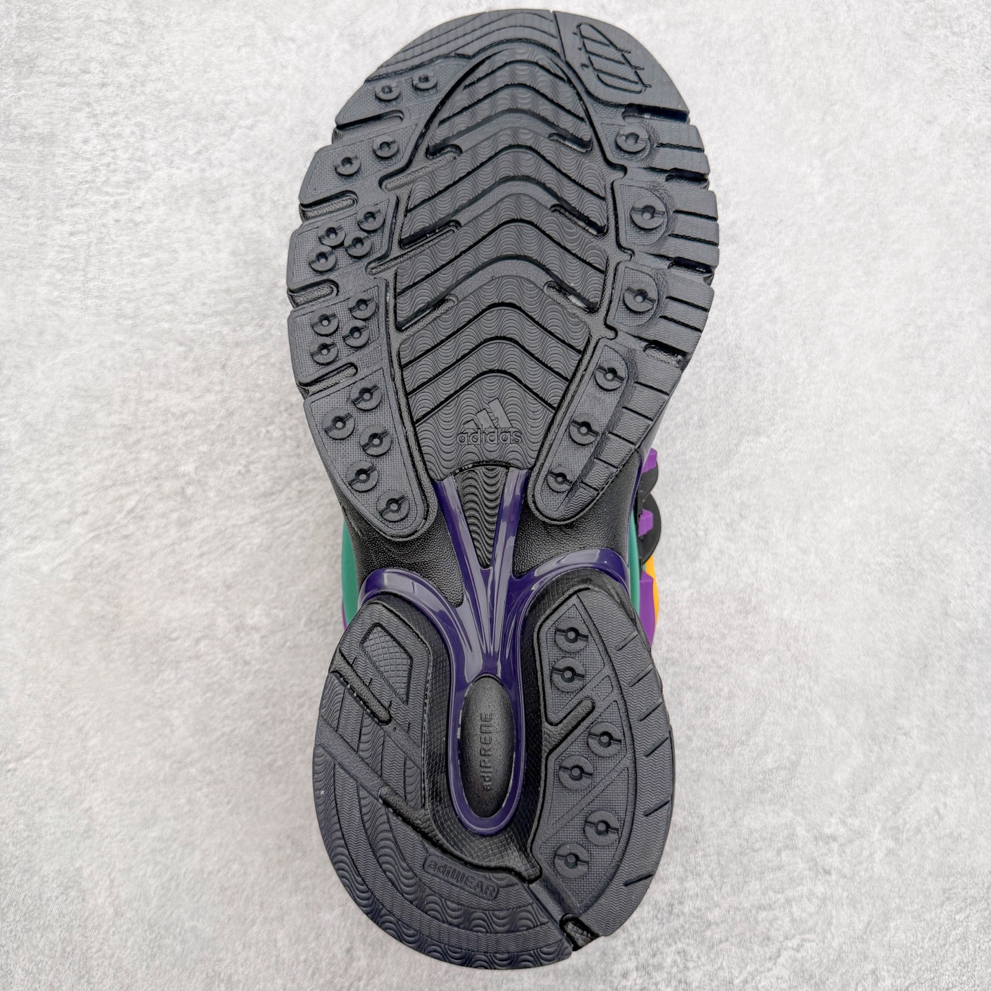 Pharrell x adidas Adistar Jellyfish 低帮水母复古风老爹鞋 Adist