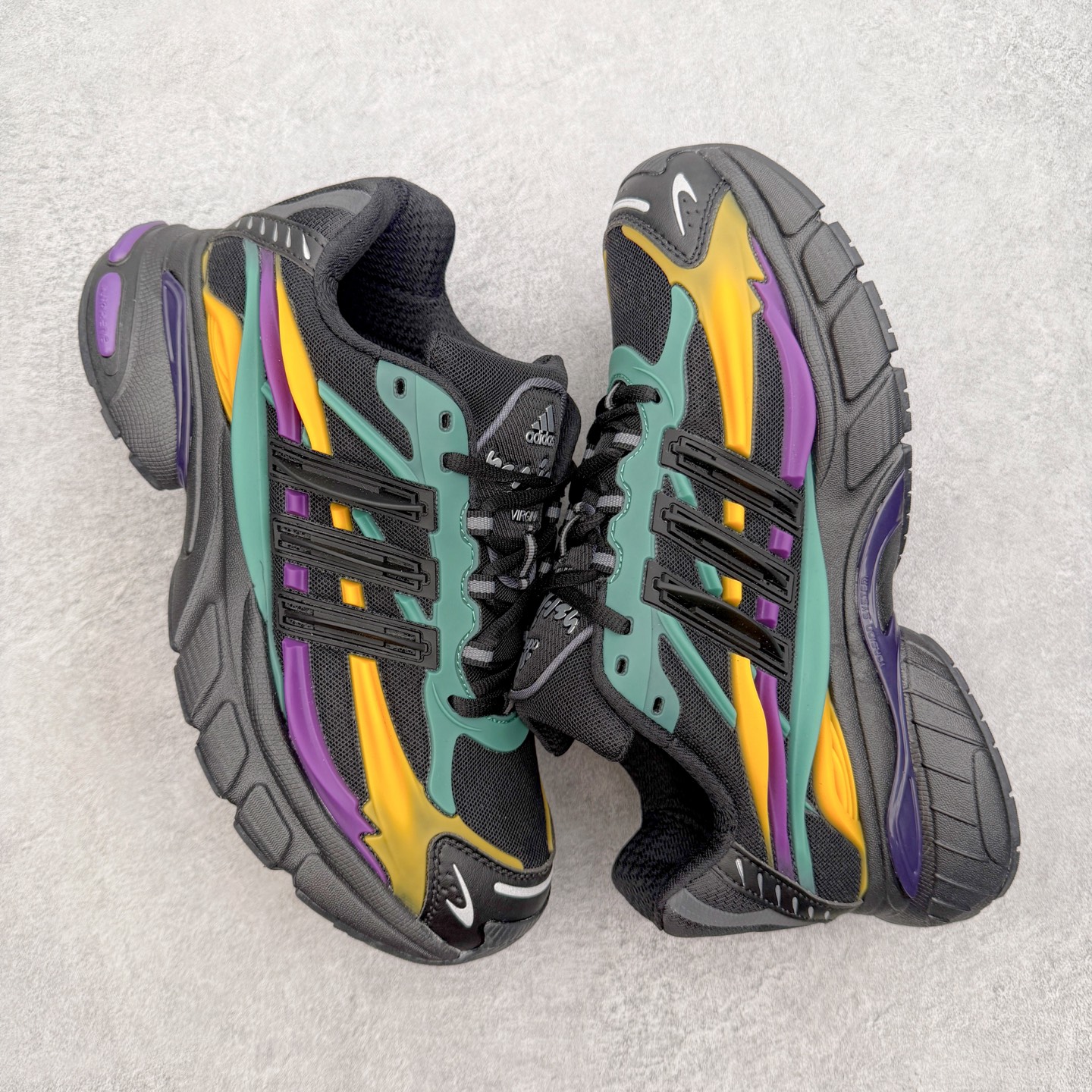 Pharrell x adidas Adistar Jellyfish 低帮水母复古风老爹鞋 Adist
