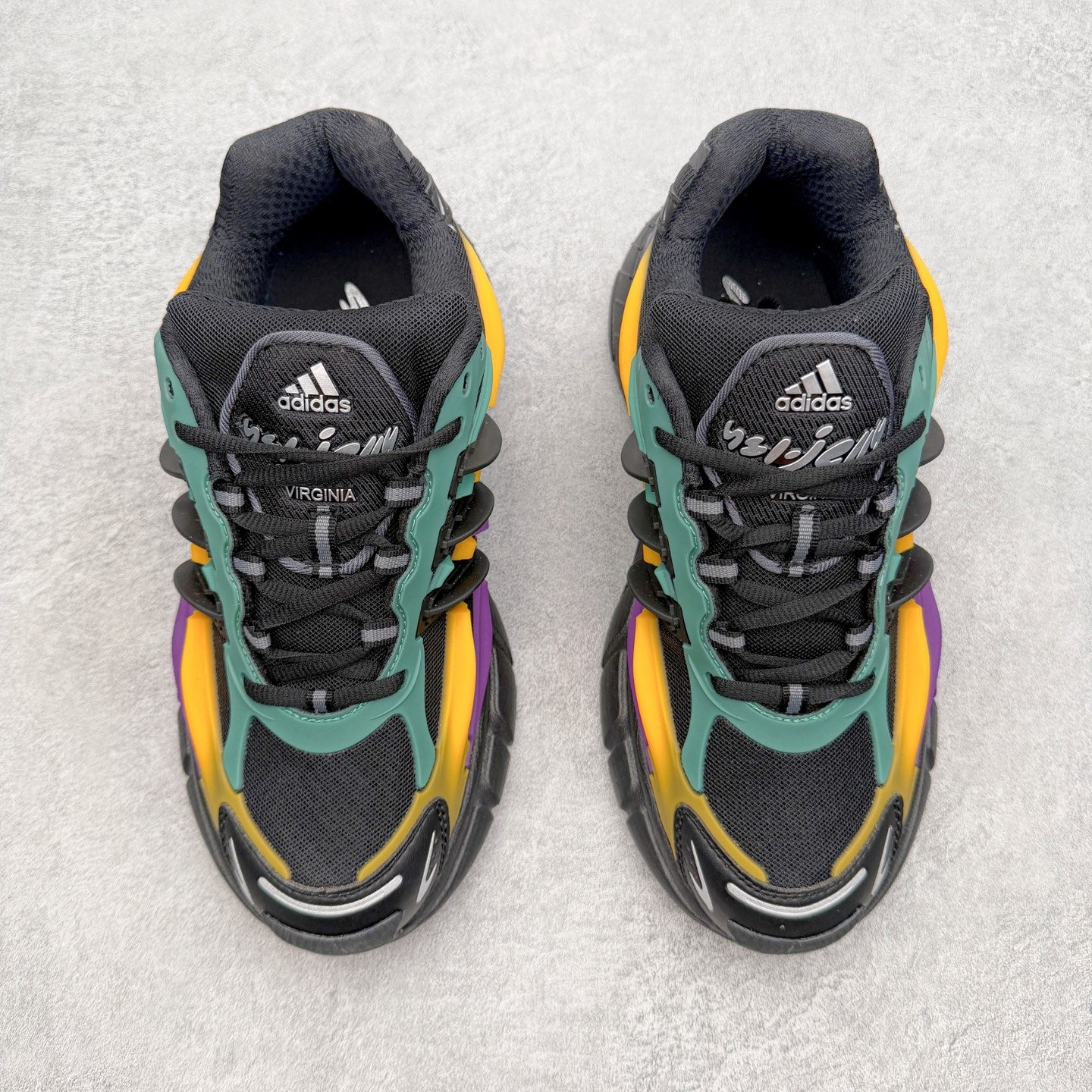 Pharrell x adidas Adistar Jellyfish 低帮水母复古风老爹鞋 Adist