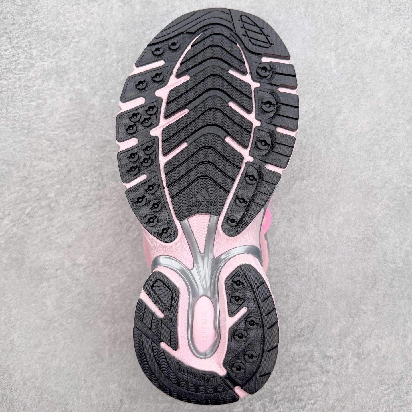 Pharrell x adidas Adistar Jellyfish 低帮水母复古风老爹鞋 Adist