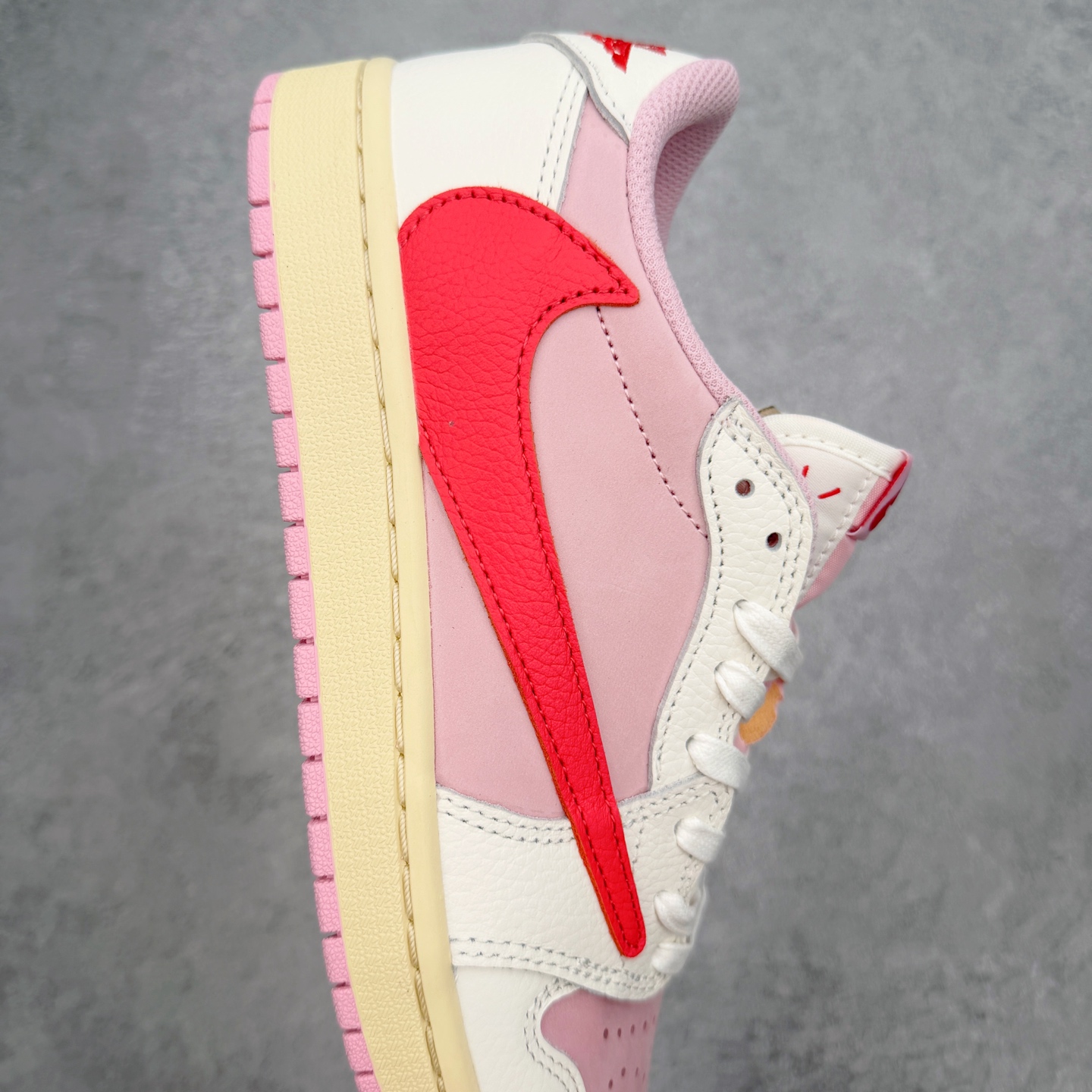 Travis Scott x Air Jordan AJ1 Low OG SPTS联名倒钩低帮 粉红 I