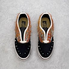 Vans Premium Authentic 44马海毛拼接 明星cortis马丁同款鞋面拼接混色马海毛 Vans Premium Authentic 44马海毛拼接 明星cortis马丁同款鞋面拼接混色马海毛
