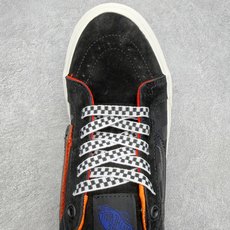 Vans Sk8-Low 棋盘暗纹范斯复古休闲硫化帆布鞋鞋身采用麂皮拼接暗纹布料 暗藏细节质感 低调富有 Vans Sk8-Low 棋盘暗纹范斯复古休闲硫化帆布鞋鞋身采用麂皮拼接暗纹布料 暗藏细节质感 低调富有