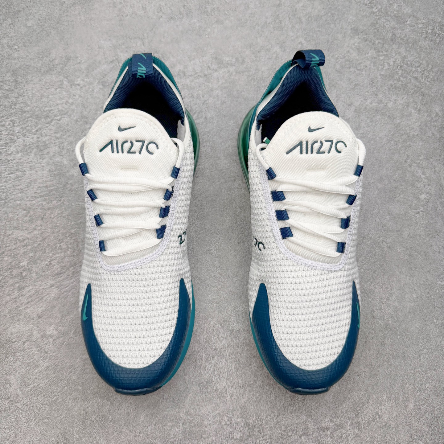 ＃福利特价‼️NK React Air Max 270 混合科技后掌半气垫慢跑鞋 设计灵感源自两款搭载大