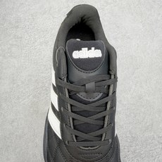 adidas Adiracer 低帮复古休闲赛车风休闲鞋产品概述adidas Adiracer 2026 adidas Adiracer 低帮复古休闲赛车风休闲鞋产品概述adidas Adiracer 2026