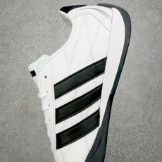 adidas Adiracer 低帮复古休闲赛车风休闲鞋产品概述adidas Adiracer 2026 adidas Adiracer 低帮复古休闲赛车风休闲鞋产品概述adidas Adiracer 2026