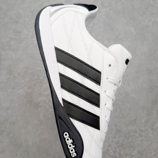 adidas Adiracer 低帮复古休闲赛车风休闲鞋产品概述adidas Adiracer 2026 adidas Adiracer 低帮复古休闲赛车风休闲鞋产品概述adidas Adiracer 2026
