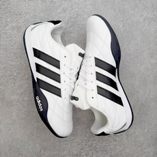 adidas Adiracer 低帮复古休闲赛车风休闲鞋产品概述adidas Adiracer 2026 adidas Adiracer 低帮复古休闲赛车风休闲鞋产品概述adidas Adiracer 2026